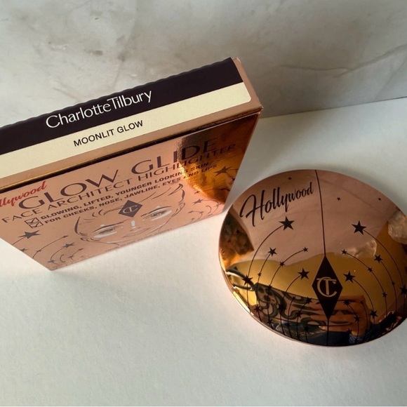 Charlotte Tilbury Hollywood Glow Glide Face Highlighter- Moonlit Glow - NEW - Picture 6 of 6